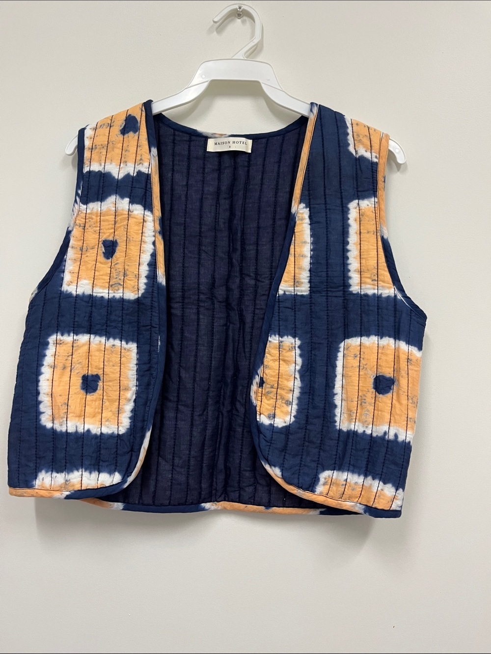 Maison Hotel Quilted Vest in Navy size Small